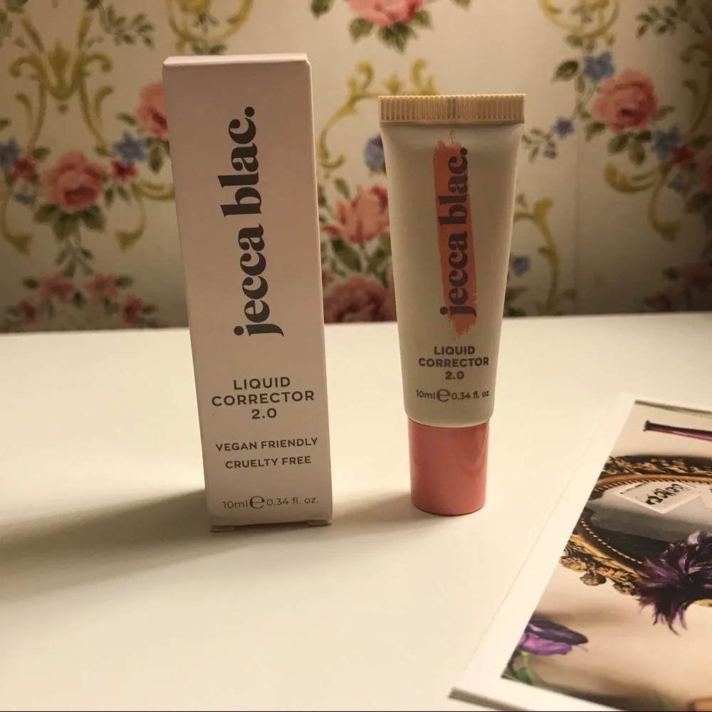 JECCA BLAC LIQUID CORRECTOR 2.0 NIB​